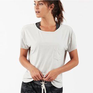 NWOT Vuori Lux Performance Tee  (S)